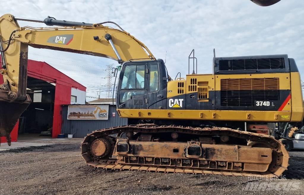 CAT 374 D L Lánctalpas kotrók