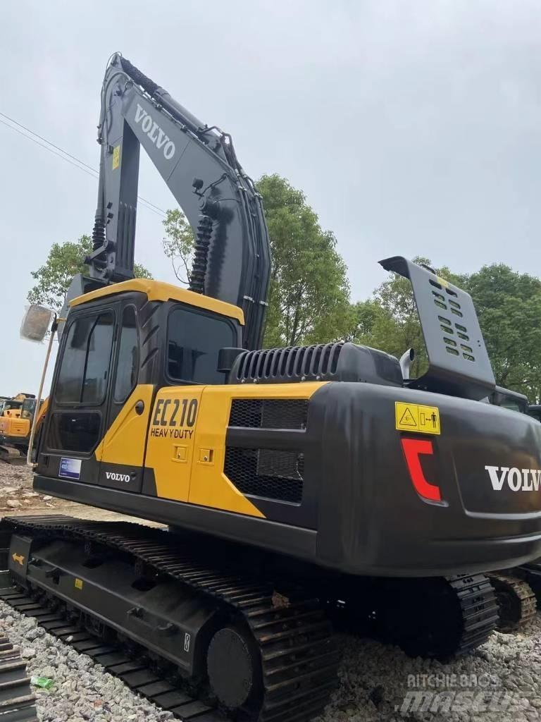 Volvo EC210 Lánctalpas kotrók