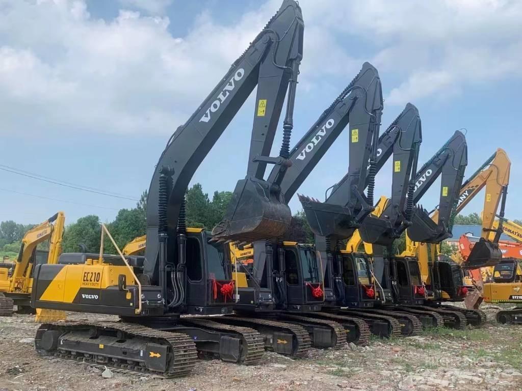 Volvo EC210 Lánctalpas kotrók
