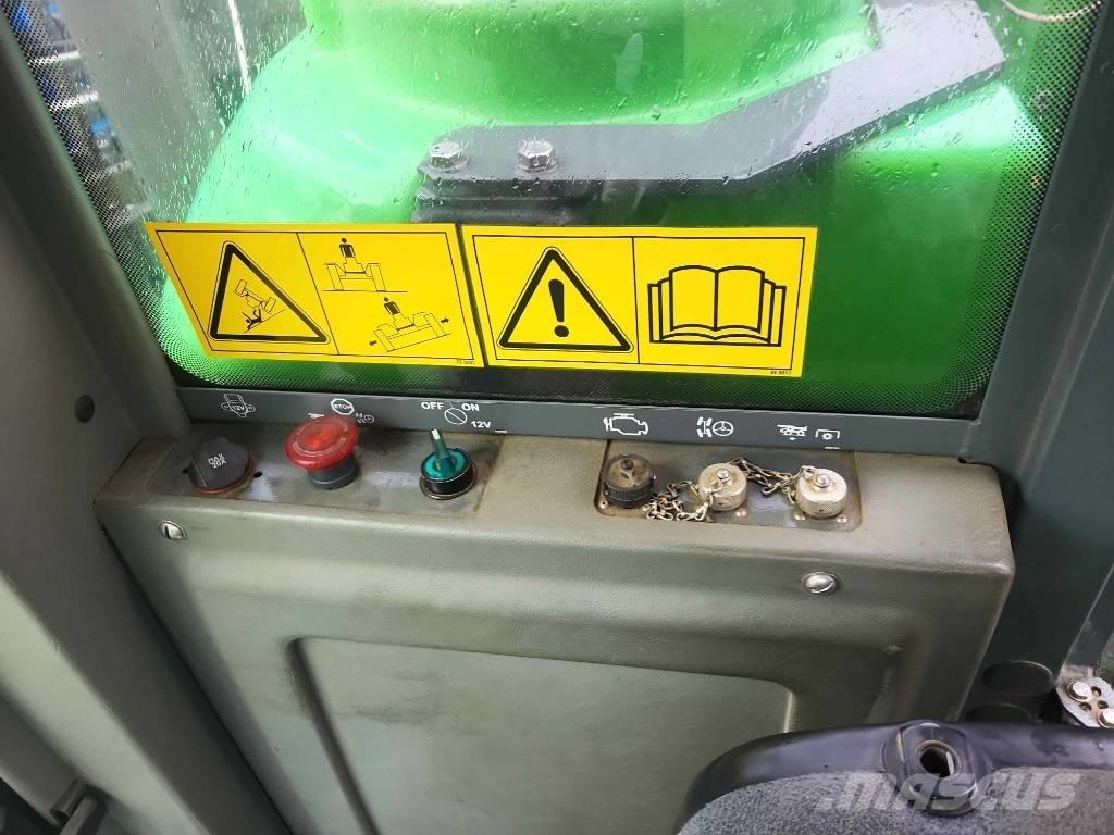 Tecnoma Laser 4240 Önjáró trágyaszórók