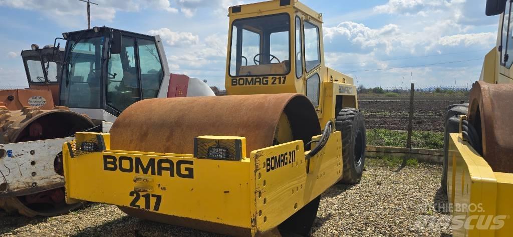 Bomag BW 217 D Egydobos hengerek