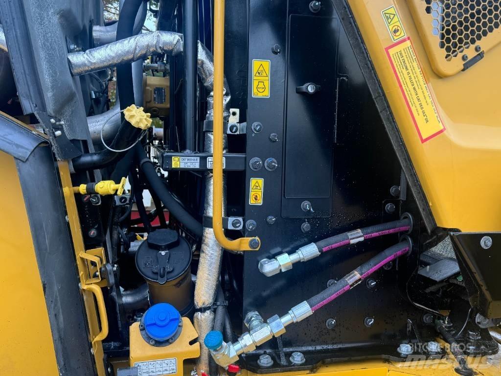 CAT 972 M XE Gumikerekes homlokrakodók