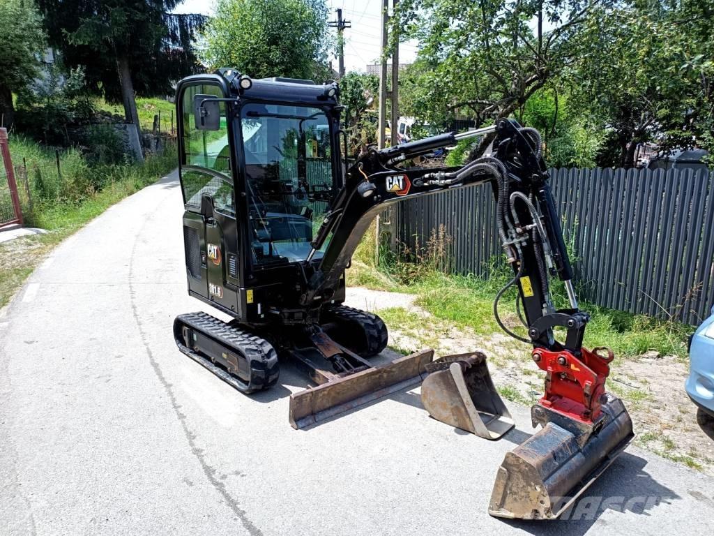 CAT 301.6  05A Mini kotrók < 7t