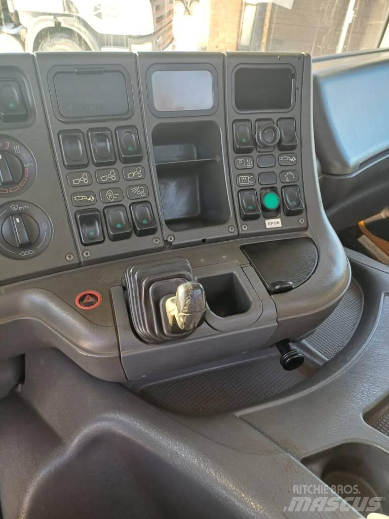Scania 94 G Billenő teherautók
