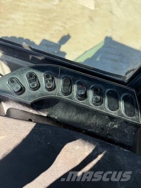 Komatsu WA 470-7 Gumikerekes homlokrakodók