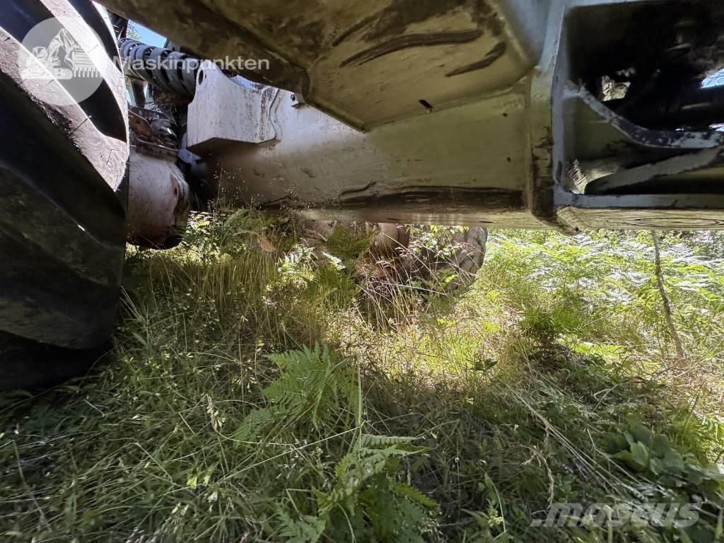 Rottne H11D Betakarítók