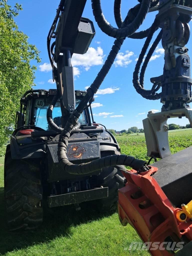 Valtra T 174 Erdészeti traktorok