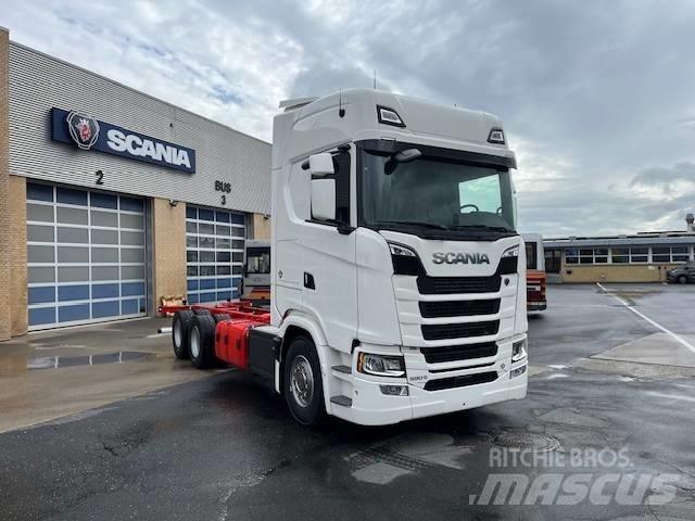 Scania S 590 Fülkés alváz