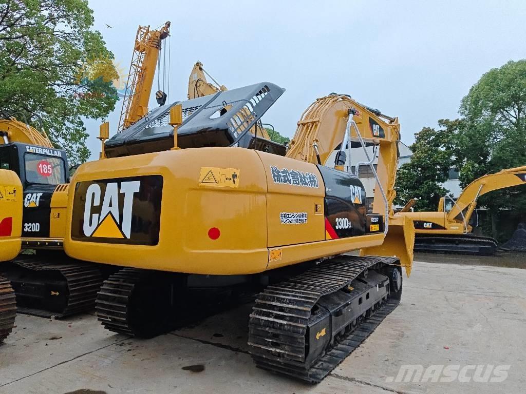 CAT 330 D2L Lánctalpas kotrók