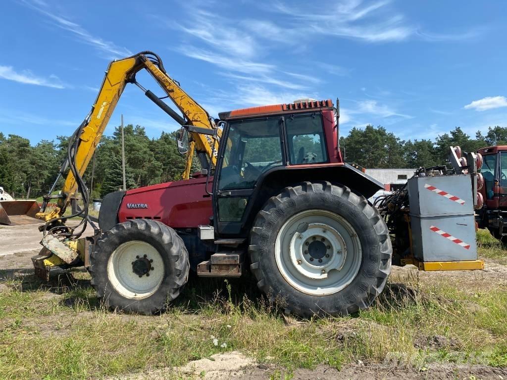 Valtra 6350 Traktorok