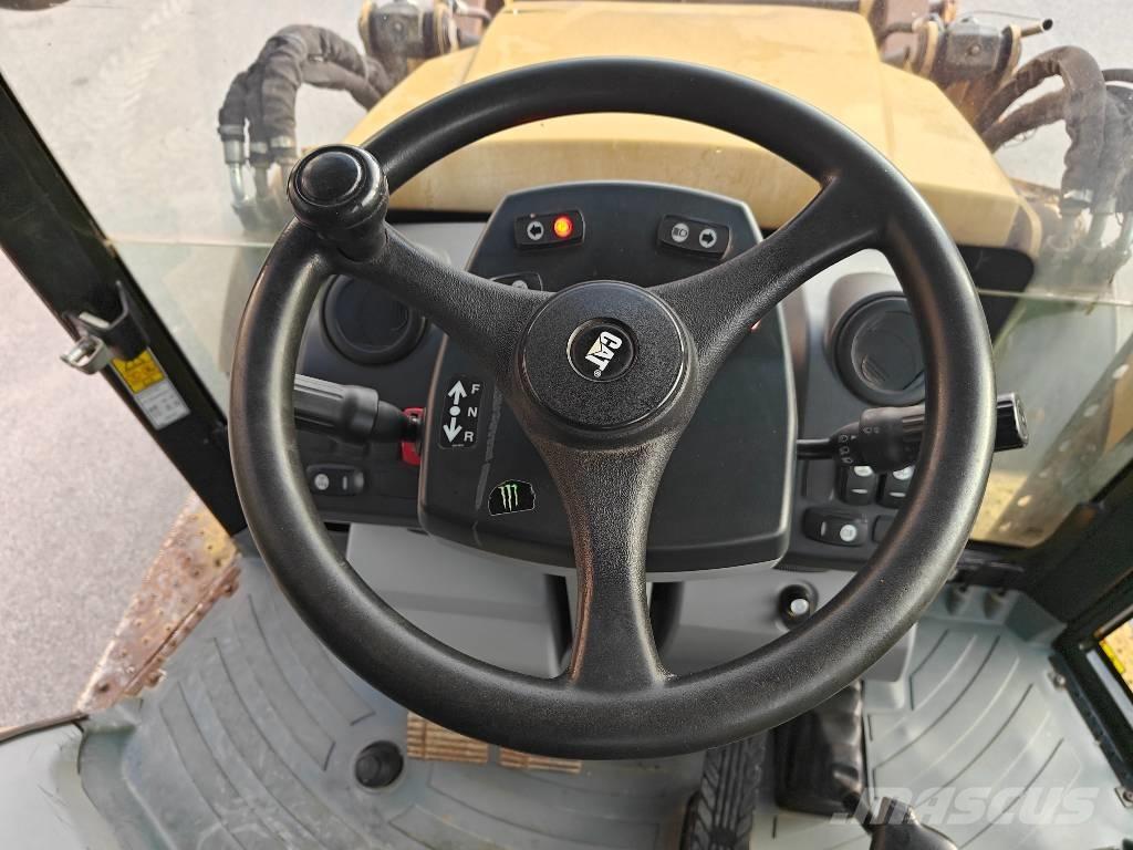 CAT 428 F Kotrórakodók