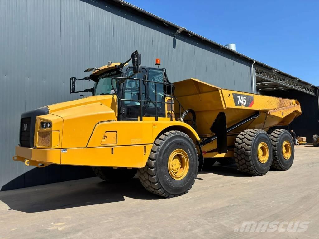 CAT 745 04A Csuklósdömperek