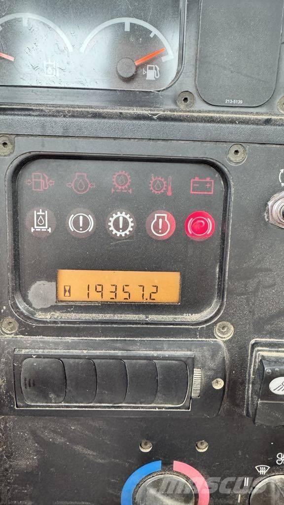 CAT D 6 N LGP lánctalpas dózerek