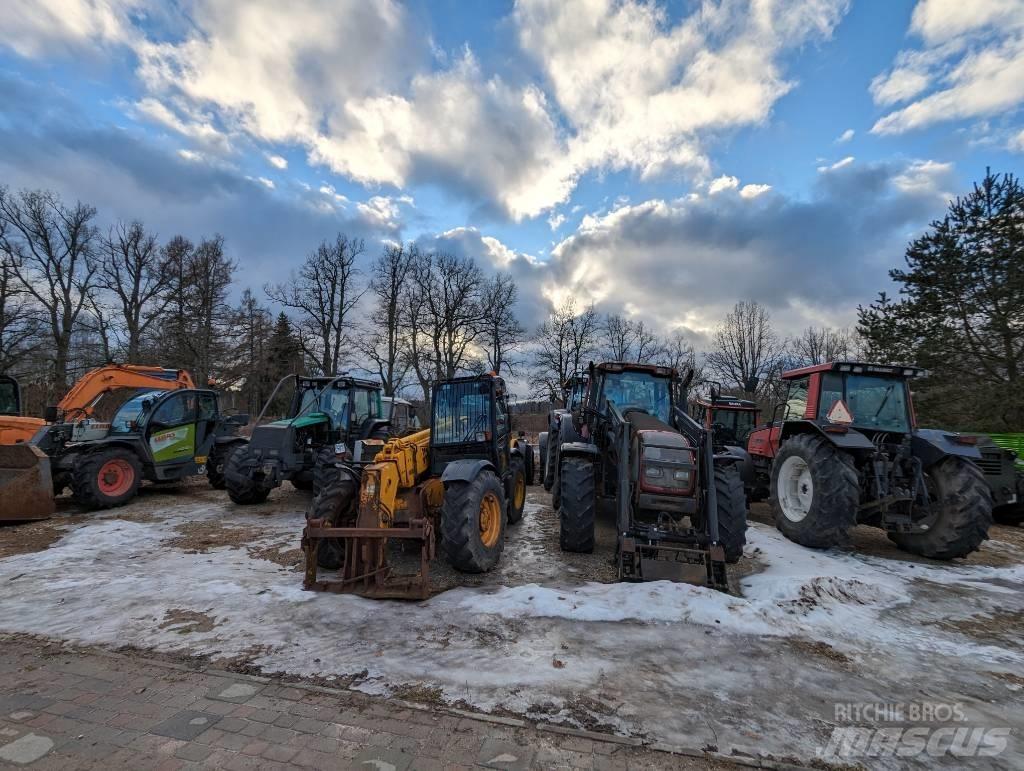 Valtra Valmet 8300 Traktorok