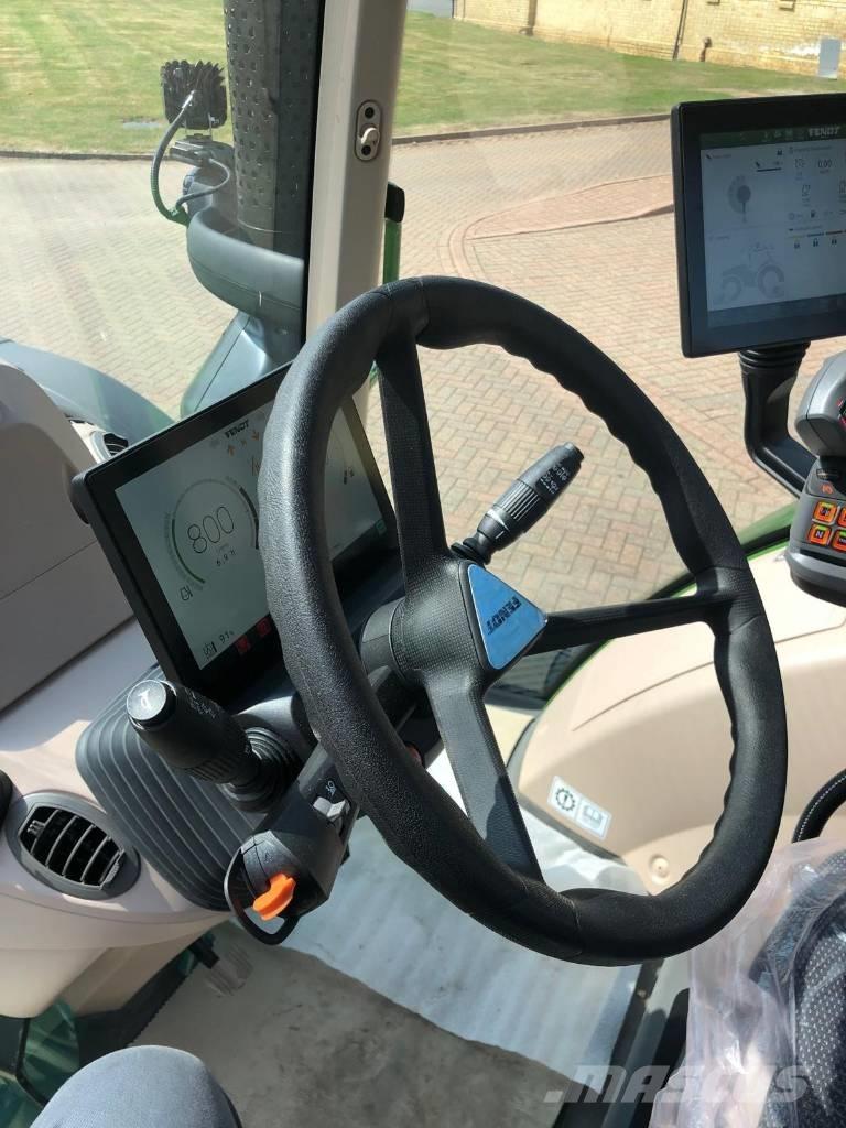Fendt 718 Vario Traktorok