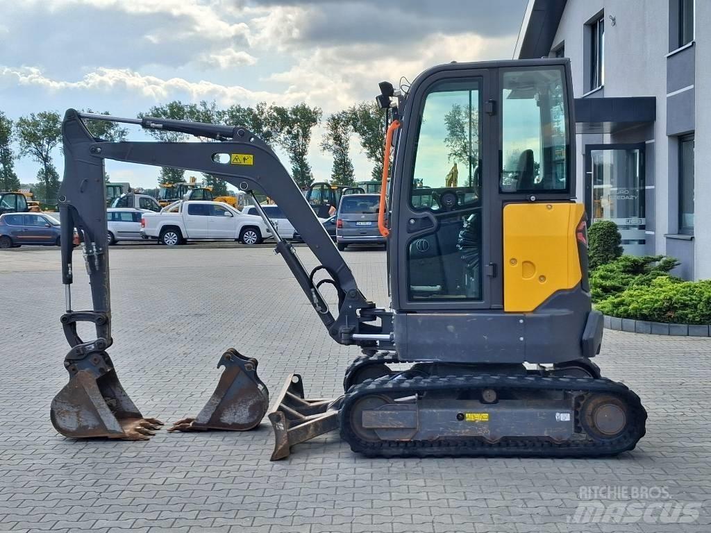 Volvo ECR 25 D Mini kotrók < 7t
