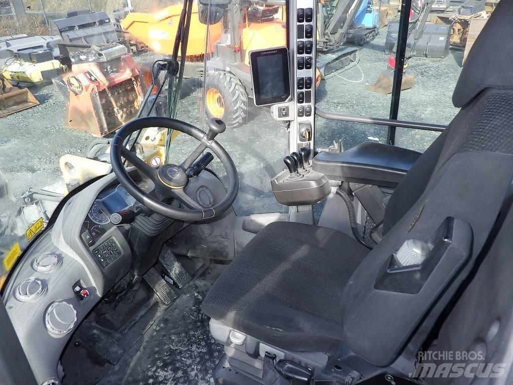 Volvo L 110 H Gumikerekes homlokrakodók