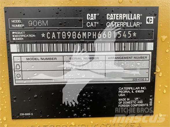 CAT 906M Gumikerekes homlokrakodók