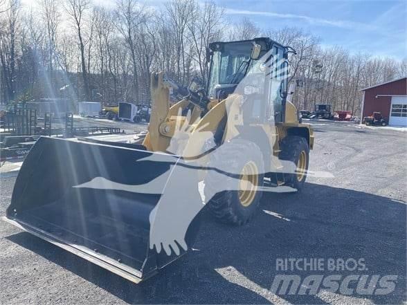 CAT 910 Gumikerekes homlokrakodók