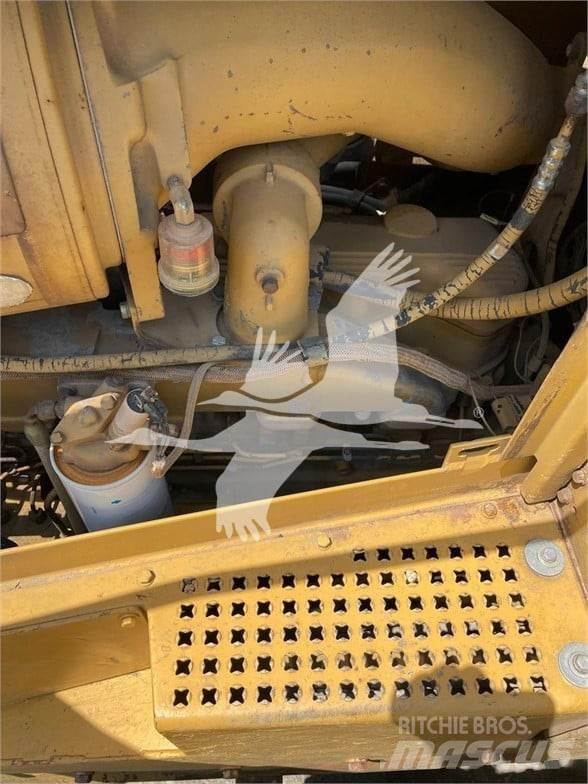 CAT D8N lánctalpas dózerek