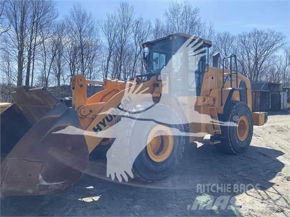 Hyundai HL970 Gumikerekes homlokrakodók