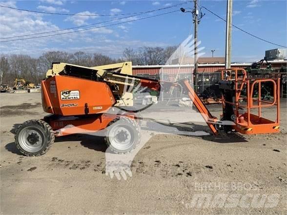 JLG 340AJ Karos emelők