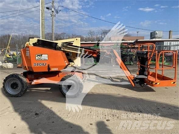 JLG 340AJ Karos emelők