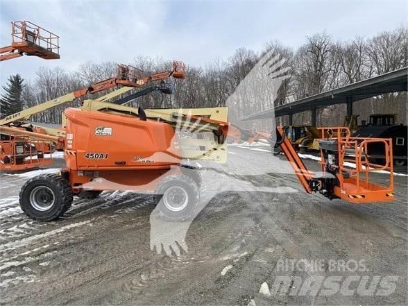 JLG 450AJ Karos emelők