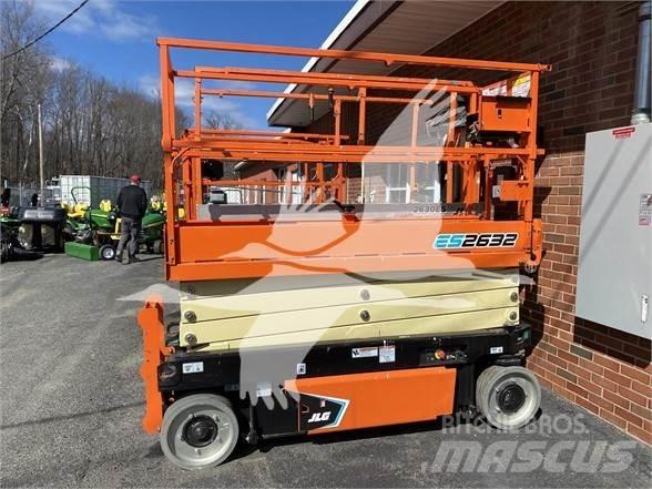 JLG ES2632 Ollós emelők