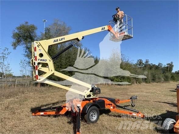 JLG T350 Pótkocsira szerelt emelők és állványok