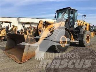Kawasaki 80Z7 Gumikerekes homlokrakodók