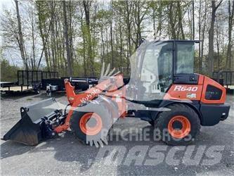 Kubota R640 Gumikerekes homlokrakodók