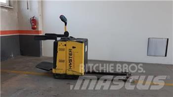 Hyster P2.0S Vezetőállásos alacsony emelőkocsi