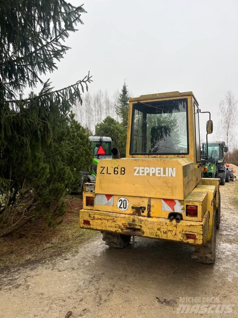 Schaeff SKL 831 Gumikerekes homlokrakodók
