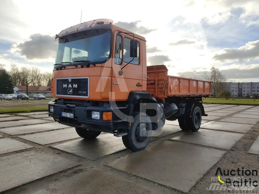 MAN 19.272 Billenő teherautók