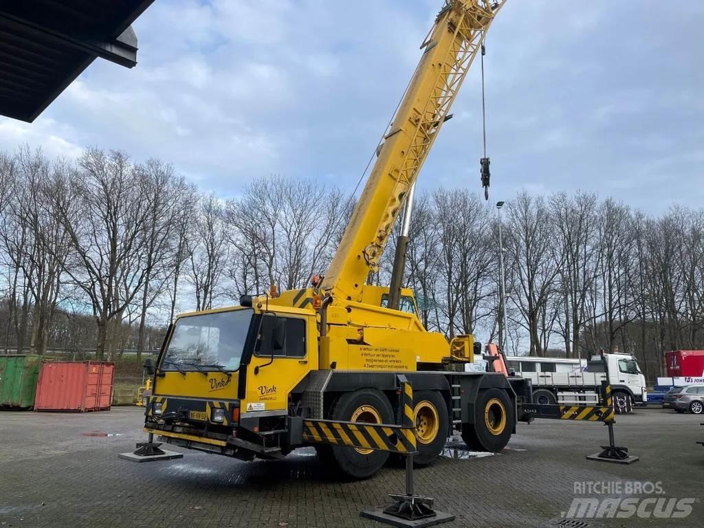 Liebherr LTM1040 Terepdaruk