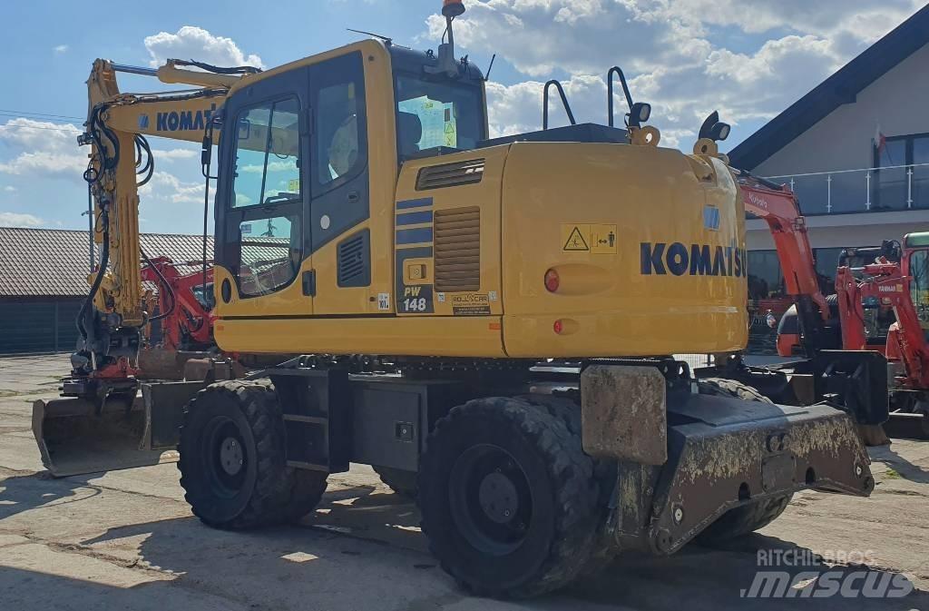 Komatsu PW148-10 Gumikerekes kotrók