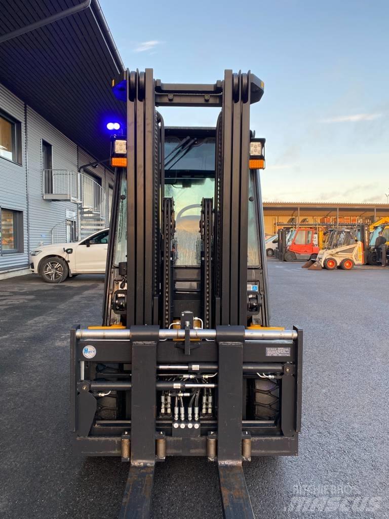 Hyundai 35DA-9 Dízel targoncák