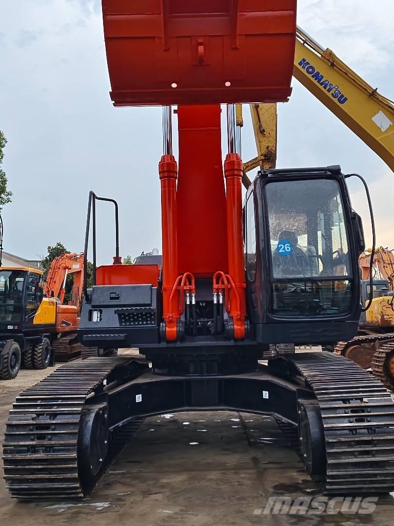 Hitachi ZX350 Lánctalpas kotrók