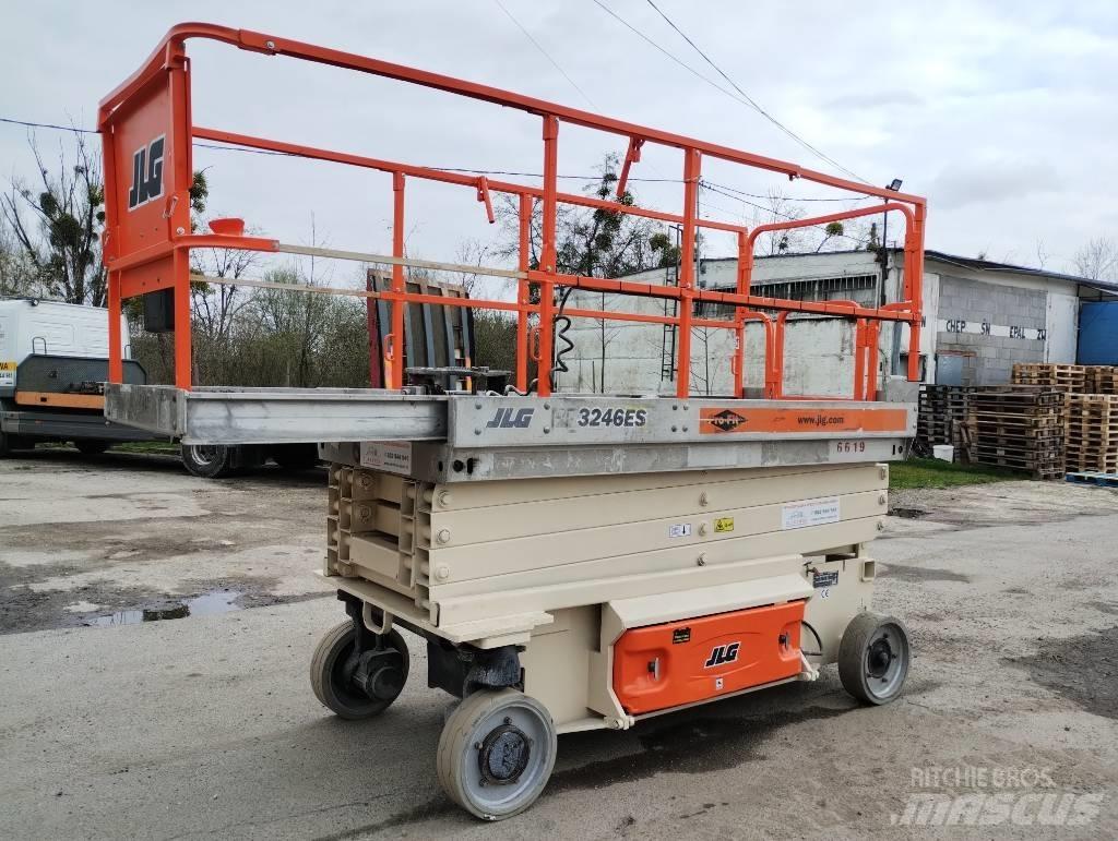JLG 3246 ES Ollós emelők