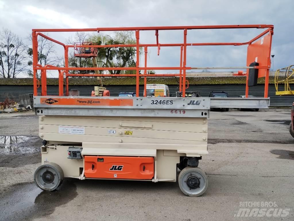 JLG 3246 ES Ollós emelők