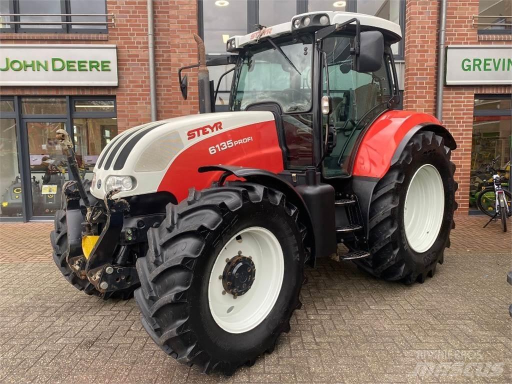 Steyr 6135 Profi Traktorok
