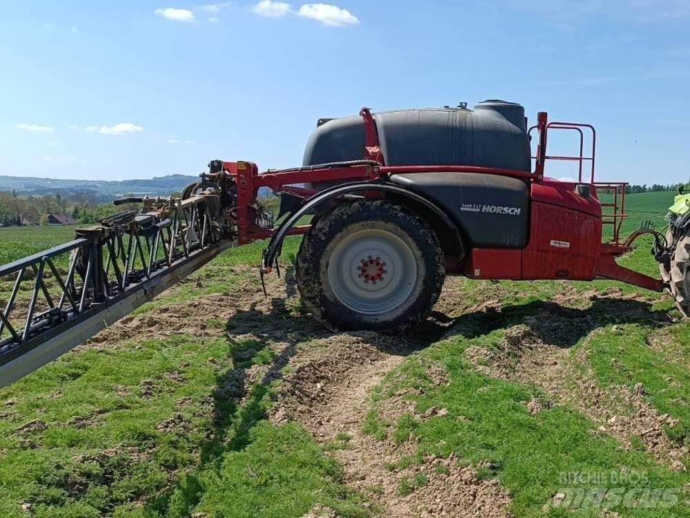 Horsch Leeb Vontatott trágyaszórók