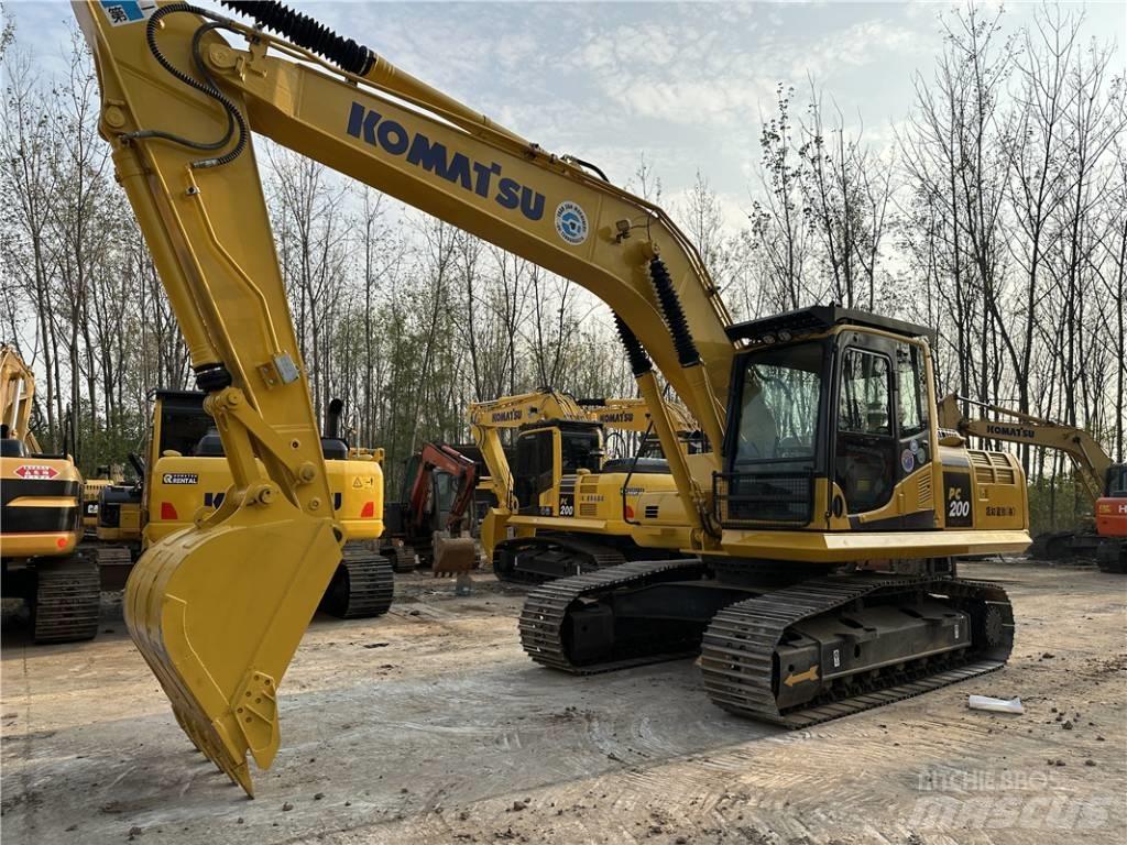 Komatsu PC200-8 Lánctalpas kotrók
