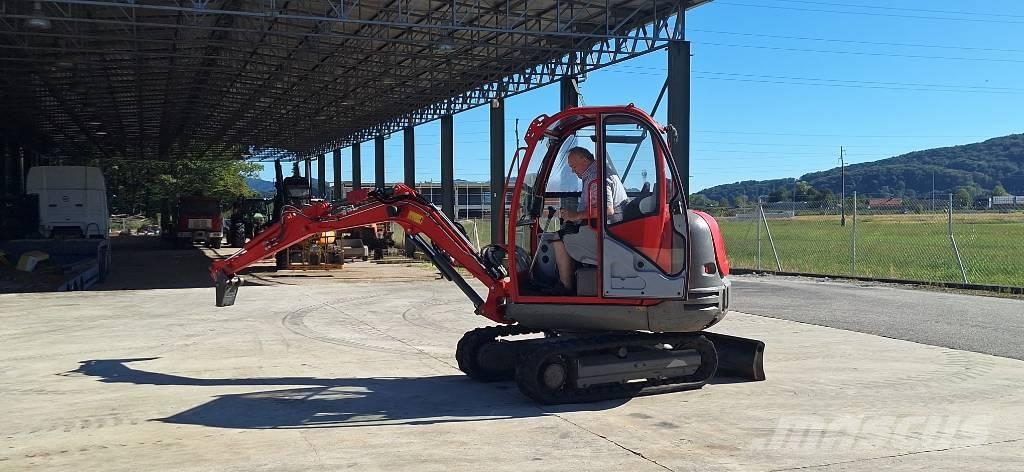 Neuson 2503 Mini kotrók < 7t