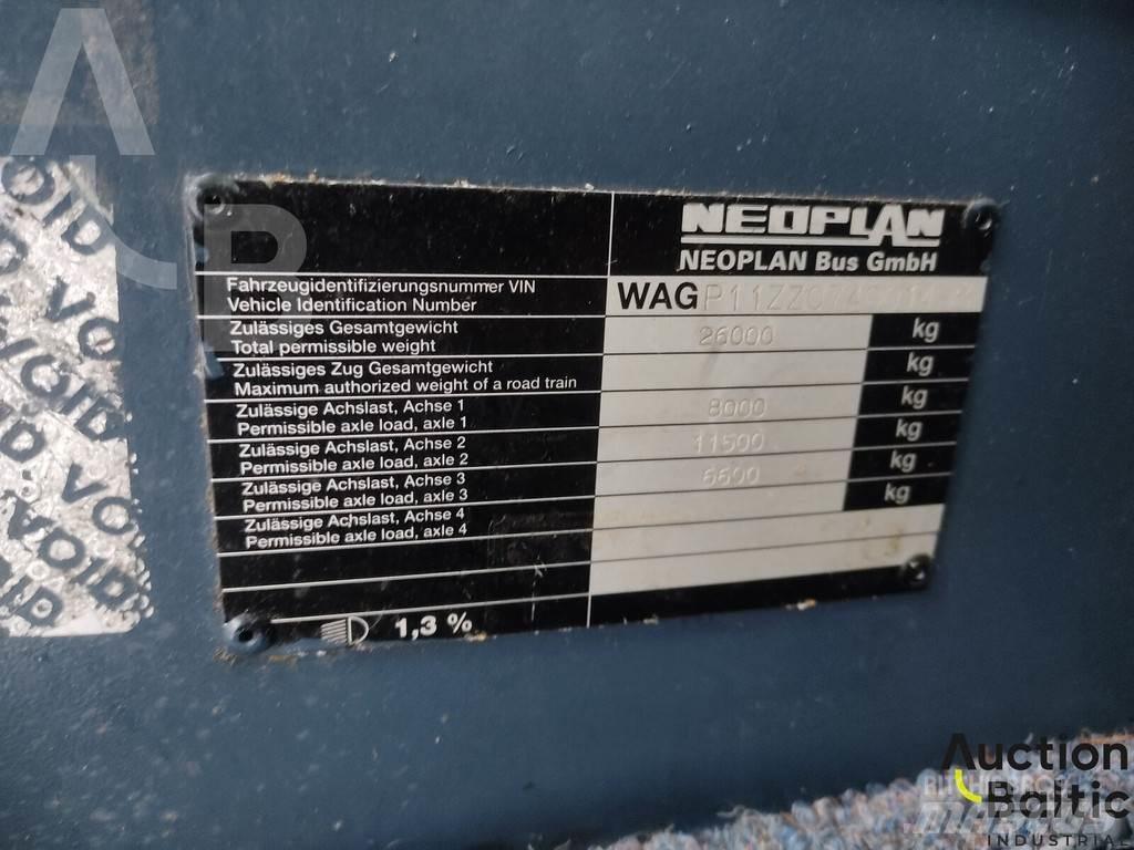 Neoplan P11 Távolsági buszok