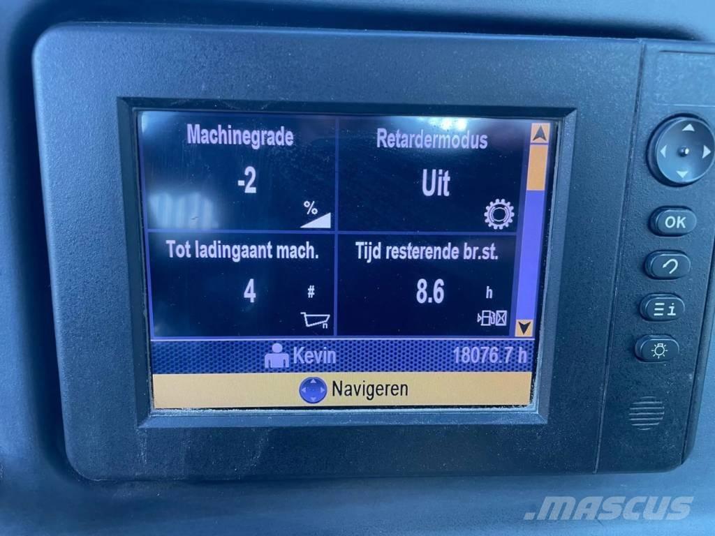 CAT 740B Csuklósdömperek