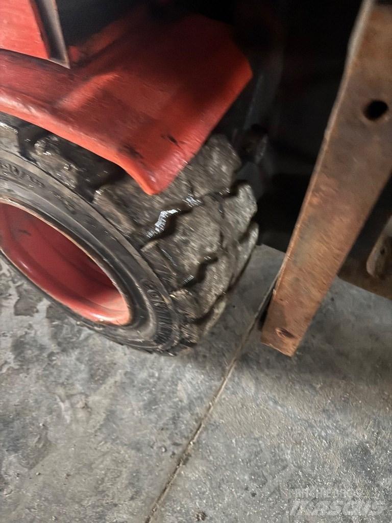 Linde H 20 Gázüzemű targoncák