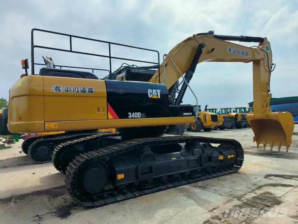 CAT 340 D L Lánctalpas kotrók