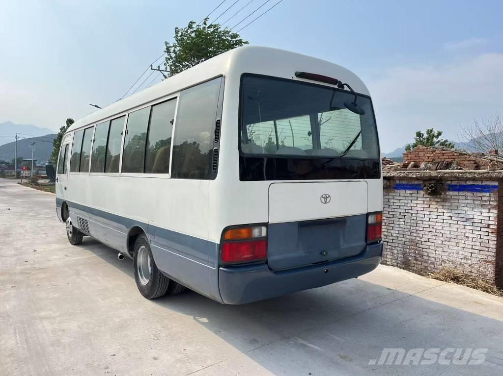 Toyota Coaster Bus Mini buszok